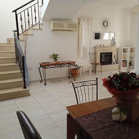 Zenberry House Apartment Mandria  Luaran gambar