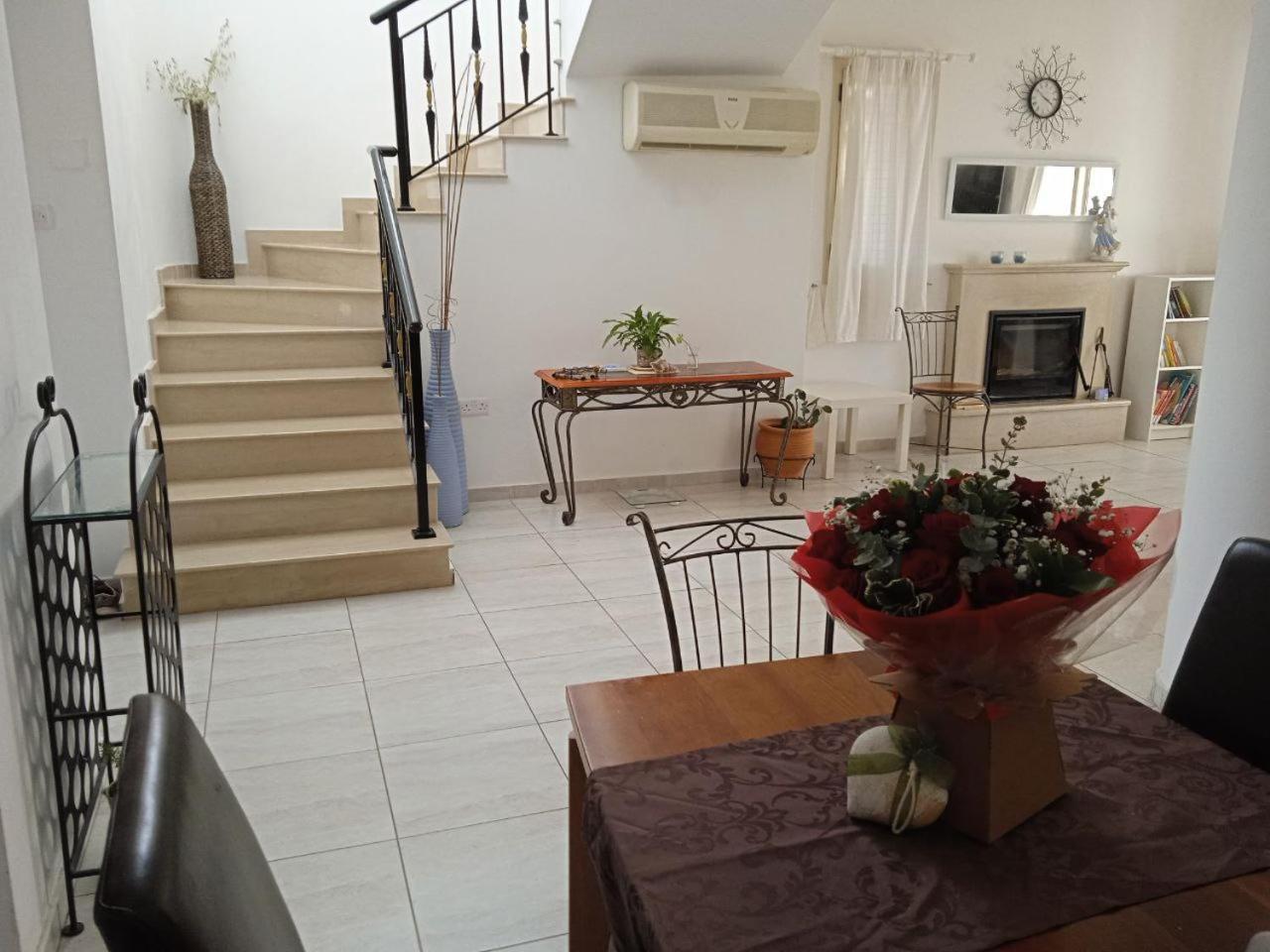 Zenberry House Apartment Mandria  Luaran gambar