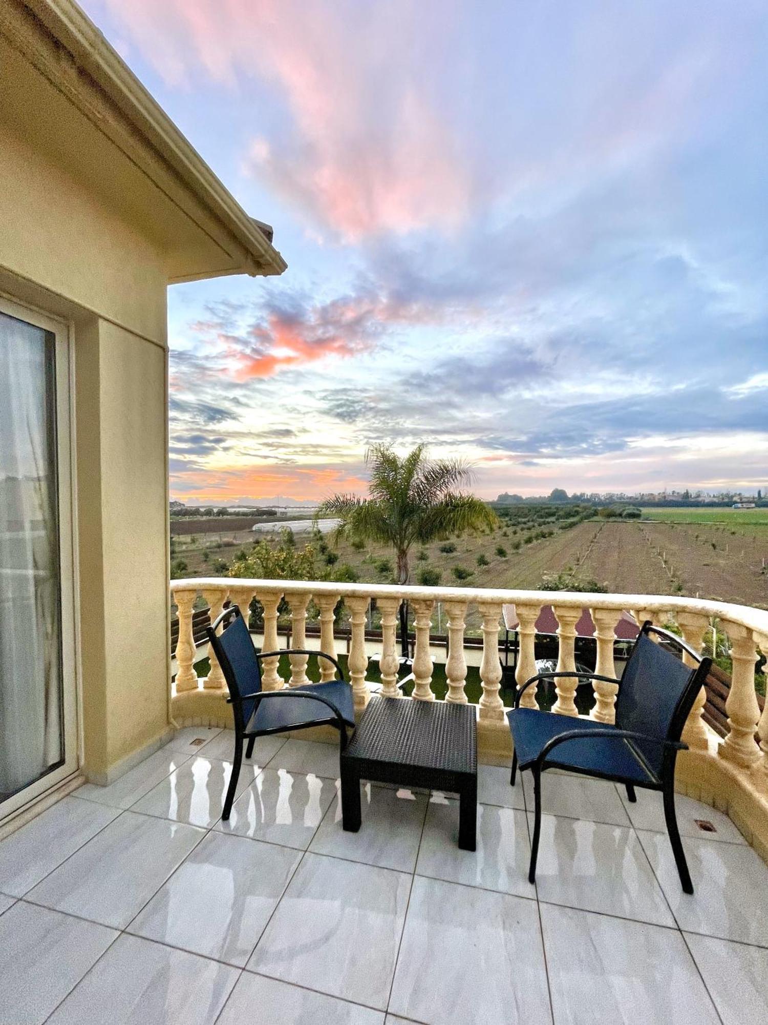 Zenberry House Apartment Mandria  Luaran gambar